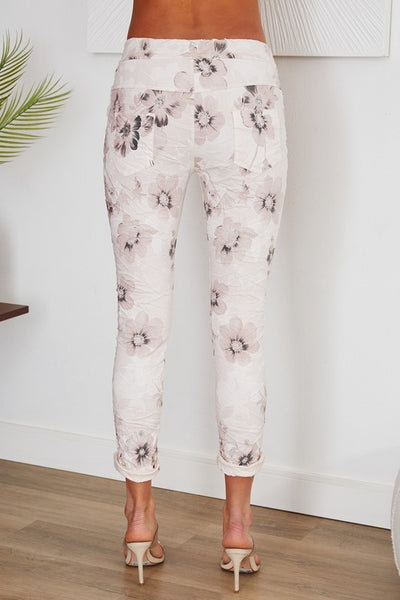 Petunia Jogger