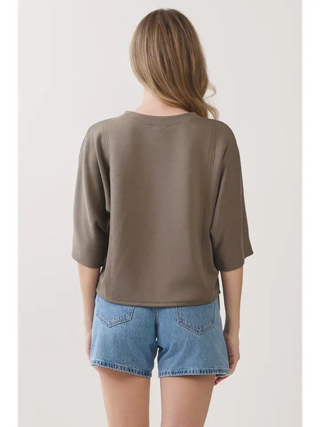crewneck sweater top